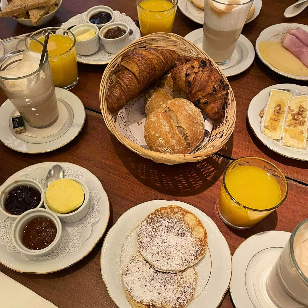 Full traditional Belgian breakfast.