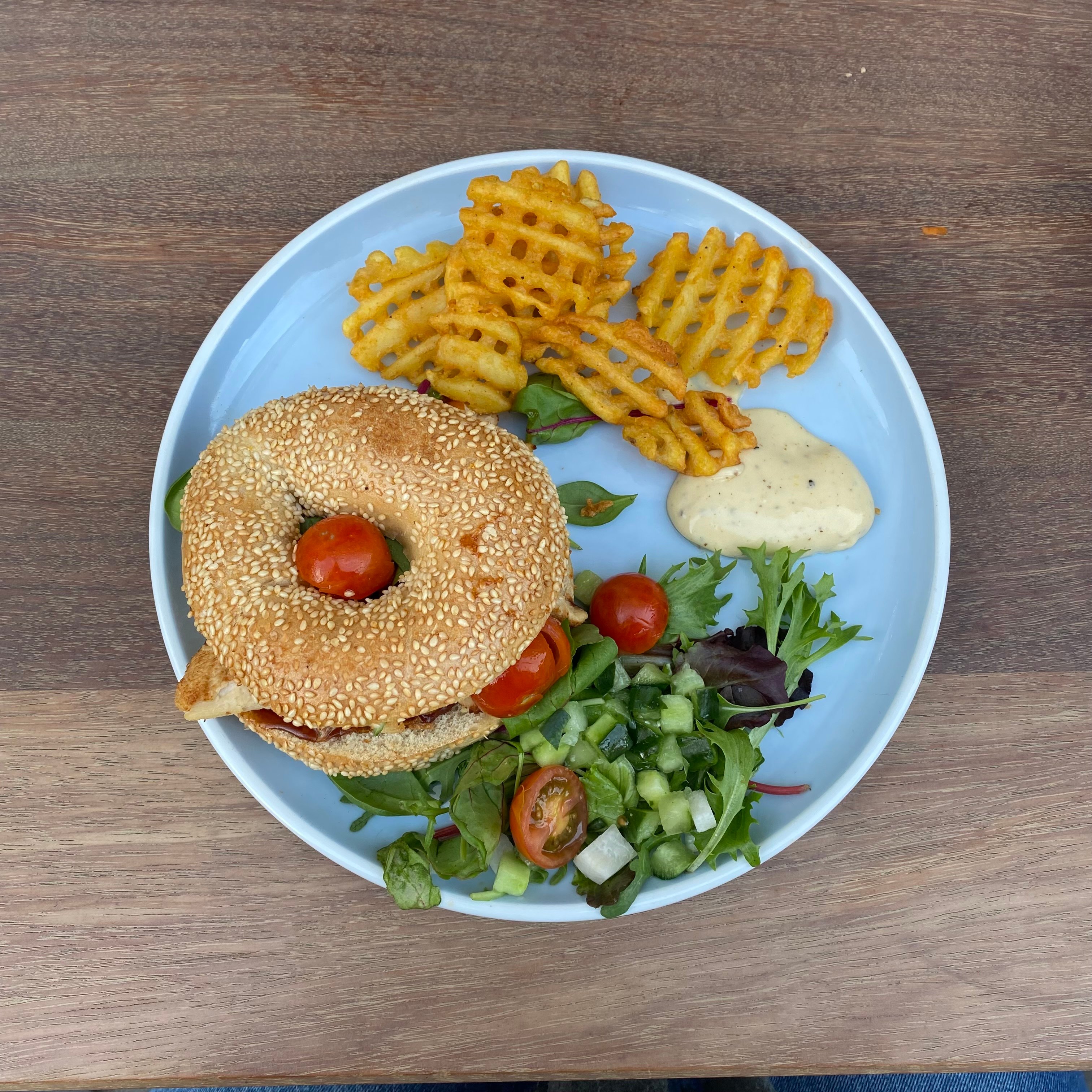 Pulled Chicken Bagel at Wasbar